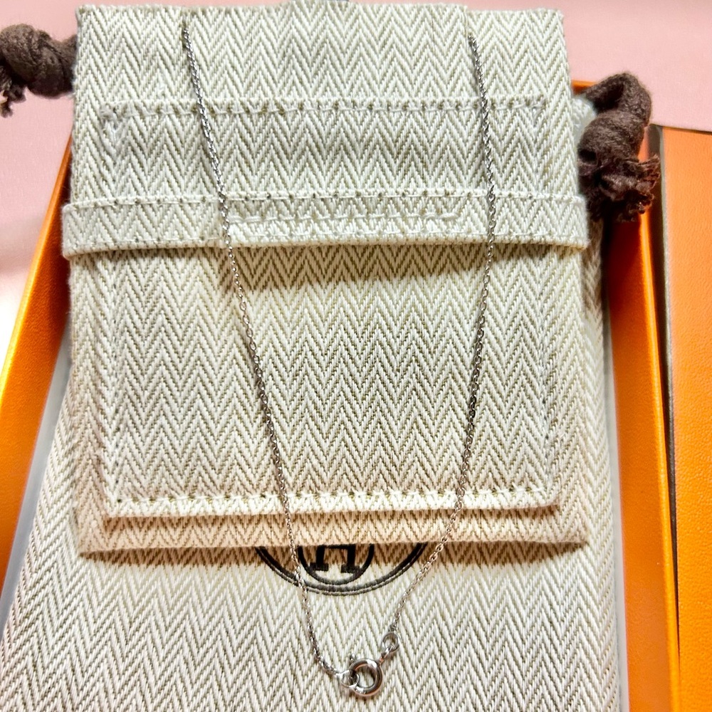 Hermes Mini Pop H Pendant Necklace - Picture 10 of 11